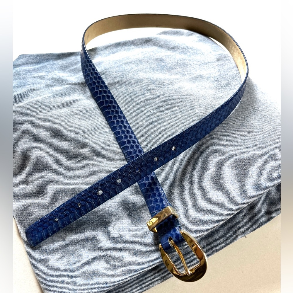 Vintage 80s Electric Blue Croc Leather Skinny Belt Gold Buckle 29-31”
